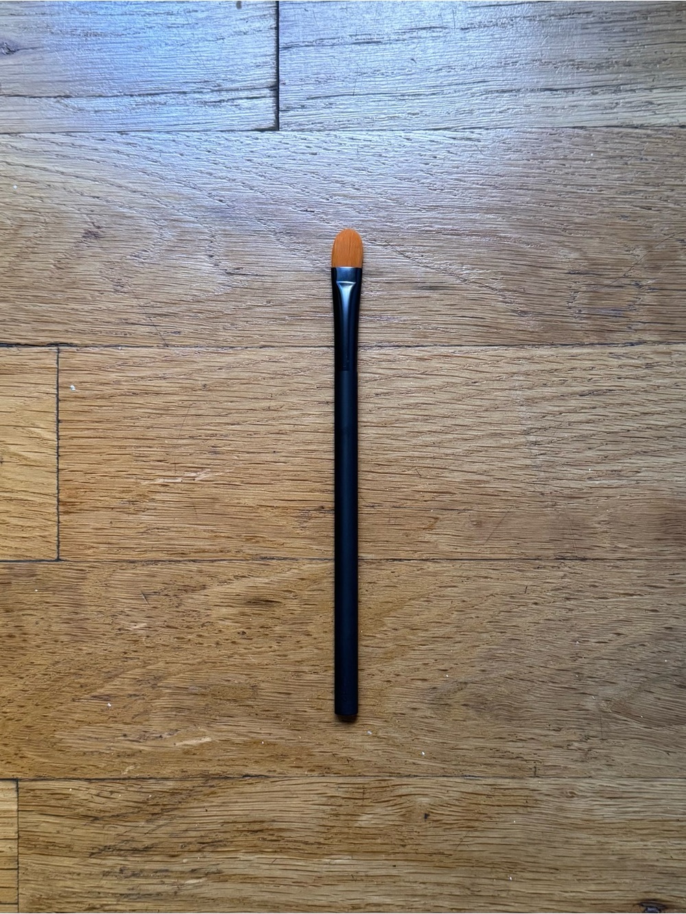 NARS Cosmetics #12 Cream Blending makeup brush